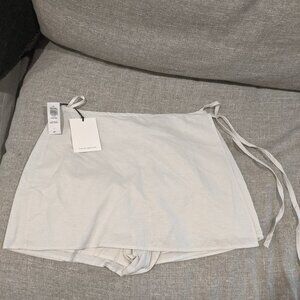 NWT Aritzia  Dawson linen skort US size 6